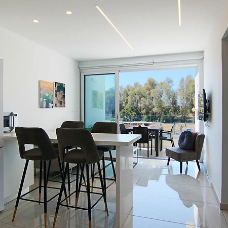 Appartamento Phaedrus Living - Seaside Executive Flat Harbour 203 Paphos Esterno foto